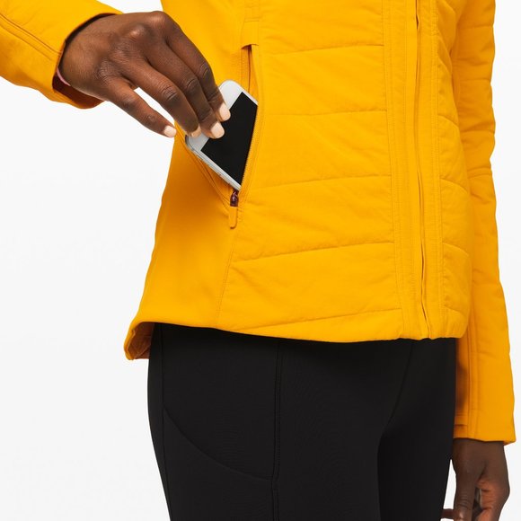 Lululemon Another Mile Jacket - Picture 5 of 9